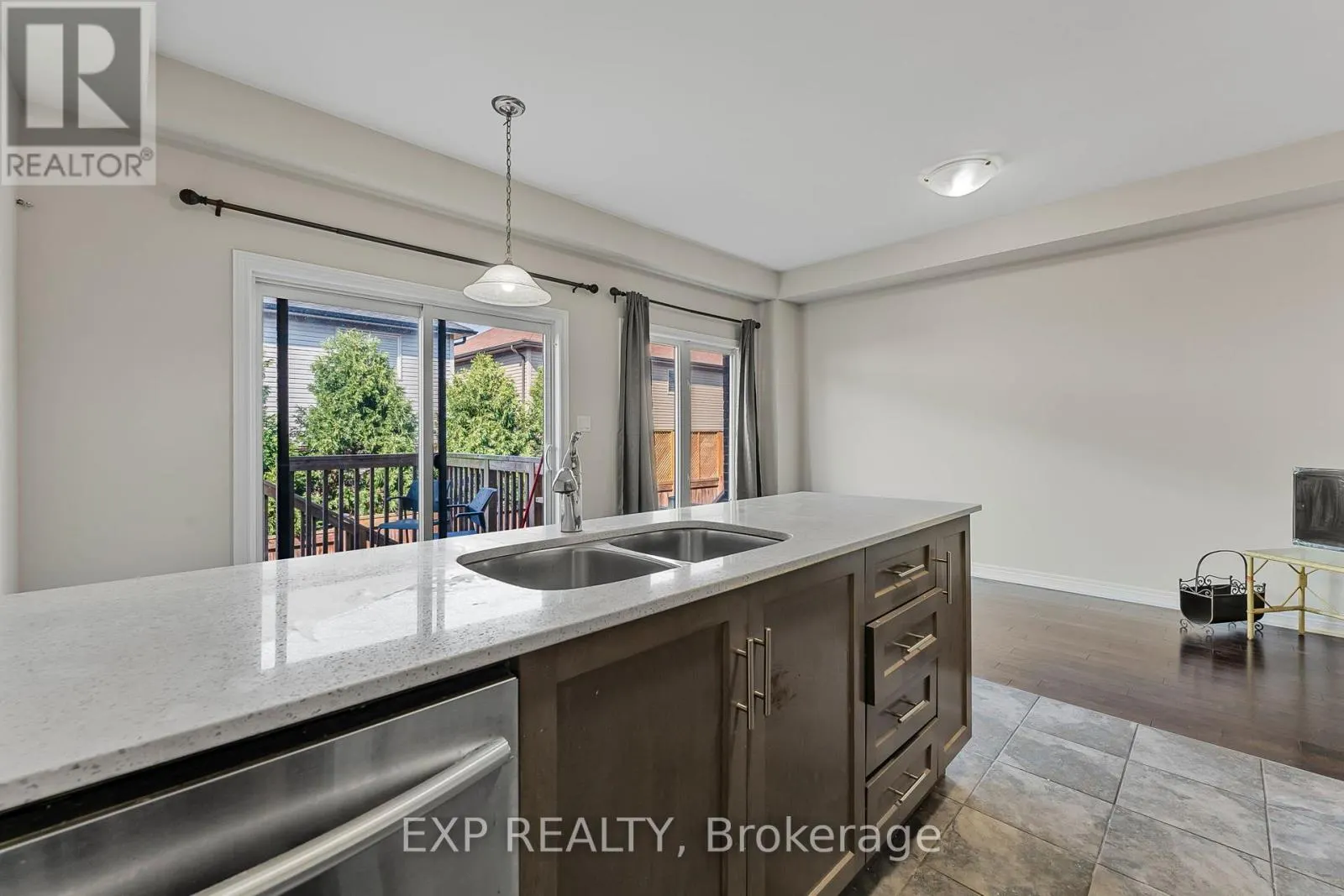 23 - 377 GLANCASTER ROAD