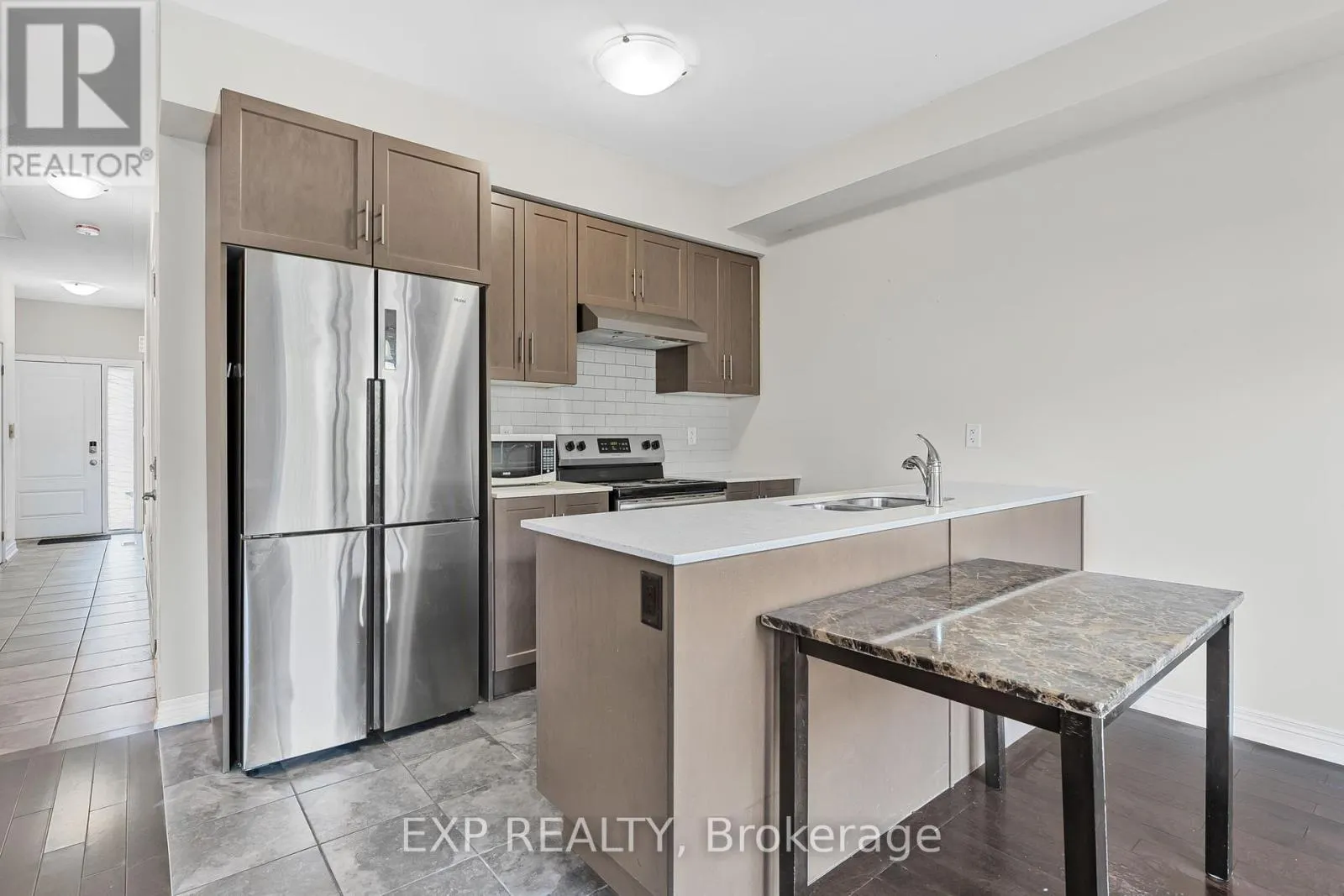 23 - 377 GLANCASTER ROAD
