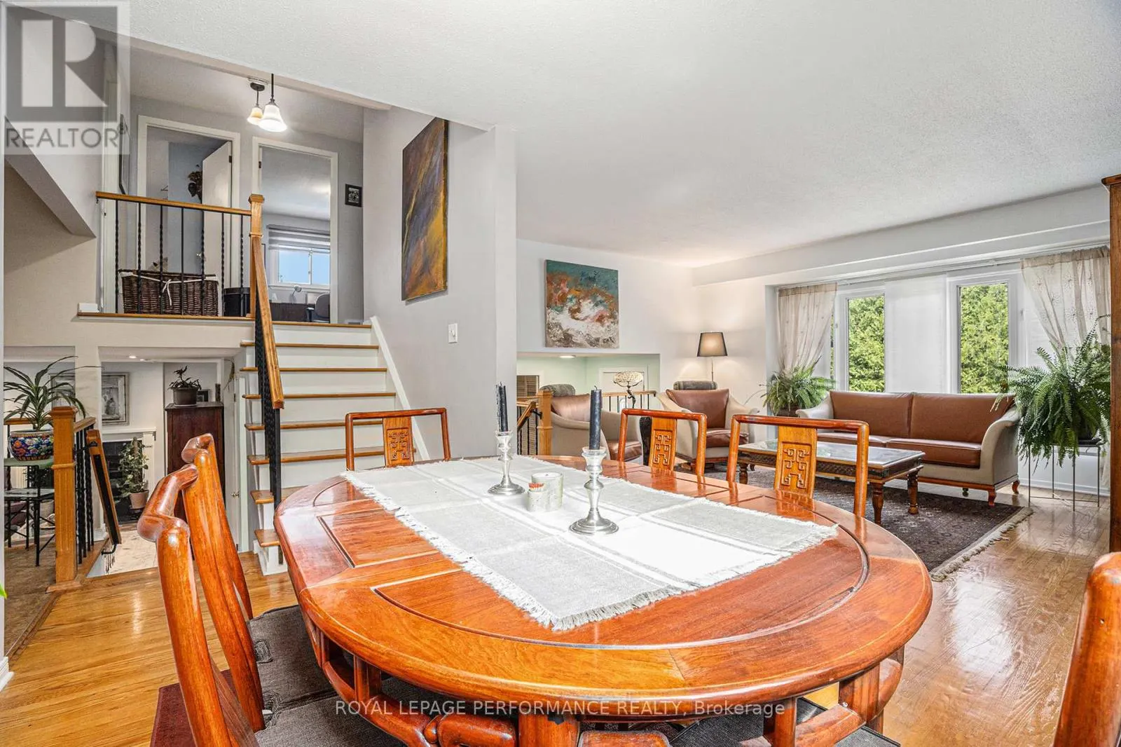 1 WEDGEWOOD CRESCENT