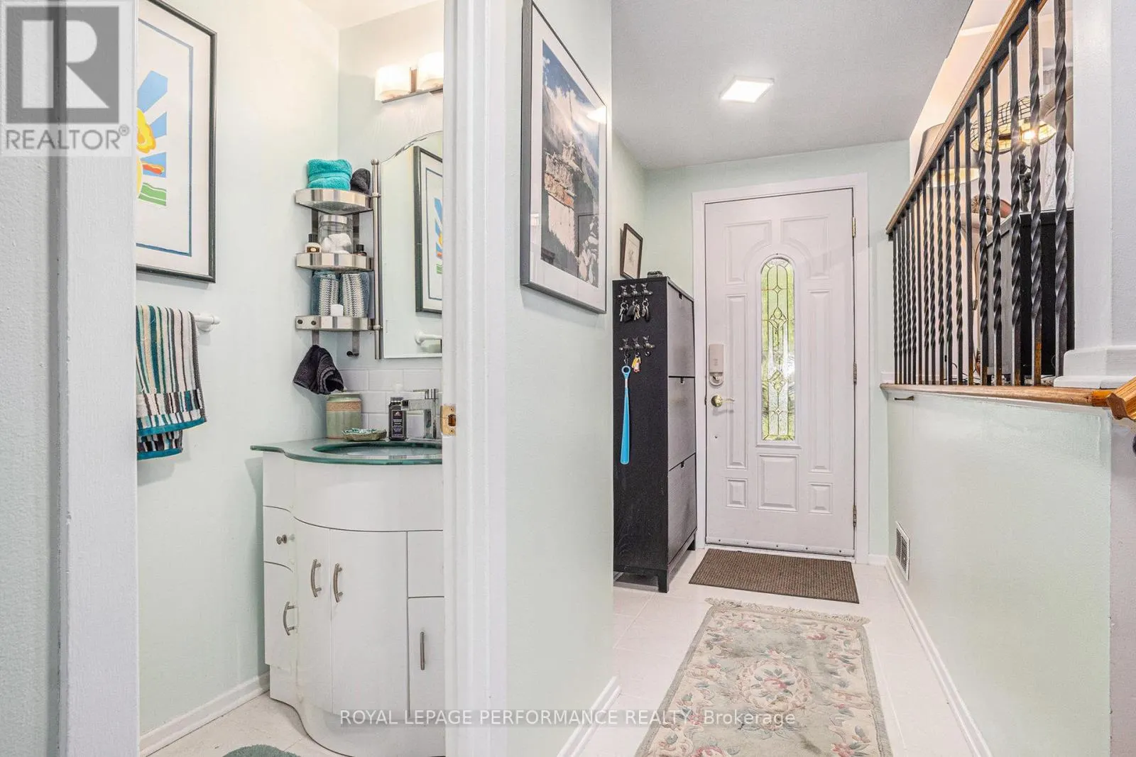 1 WEDGEWOOD CRESCENT