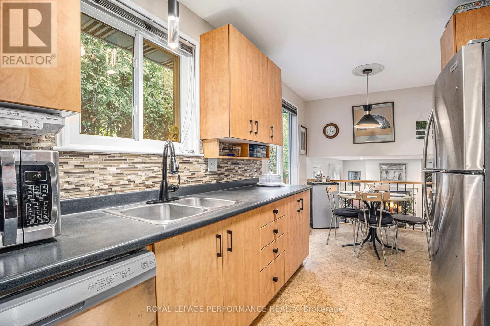1 WEDGEWOOD CRESCENT