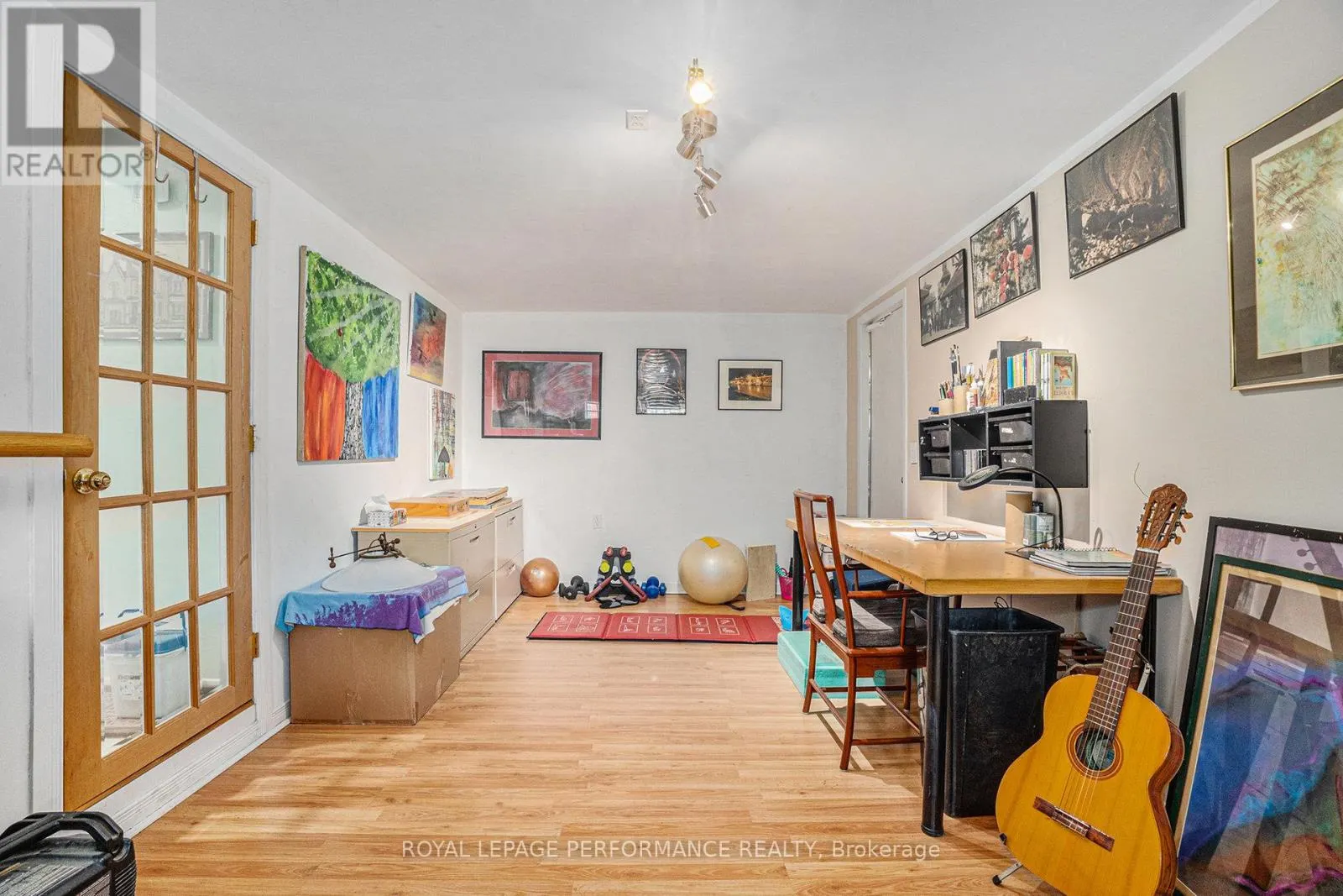 1 WEDGEWOOD CRESCENT