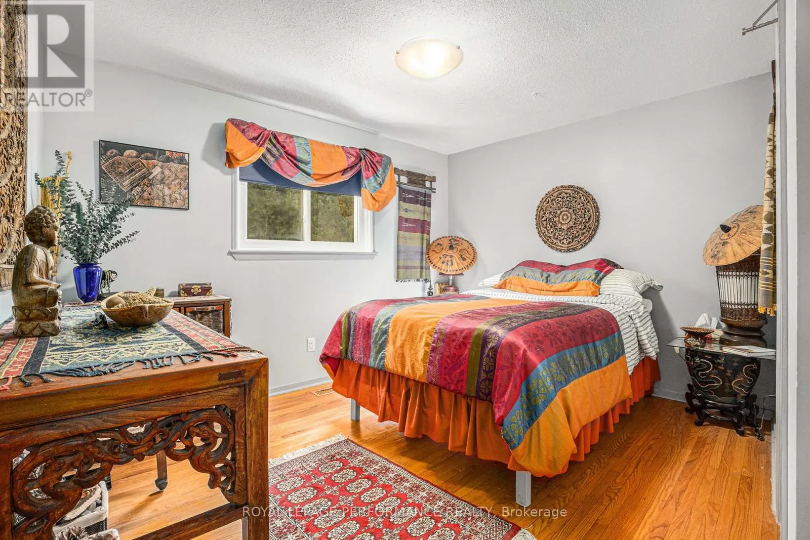 1 WEDGEWOOD CRESCENT