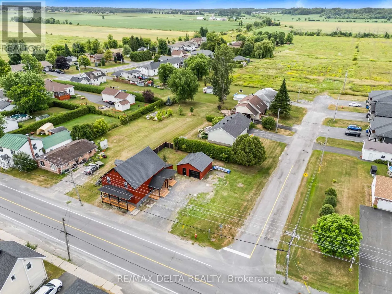 637 COUNTY ROAD 9 ROAD