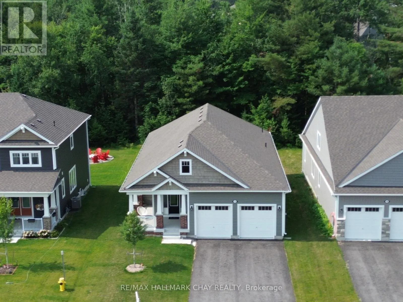 12 DYER CRESCENT