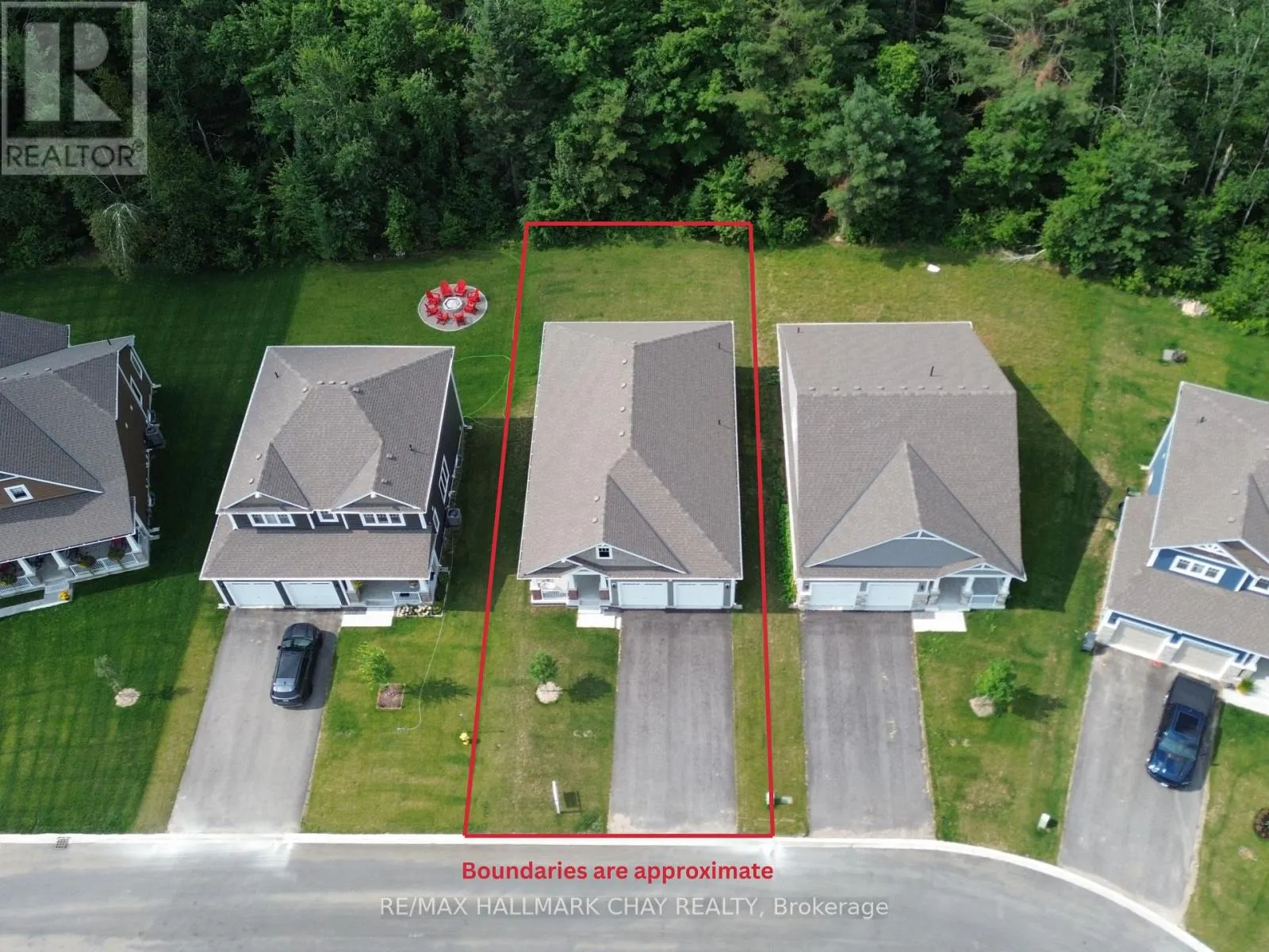 12 DYER CRESCENT