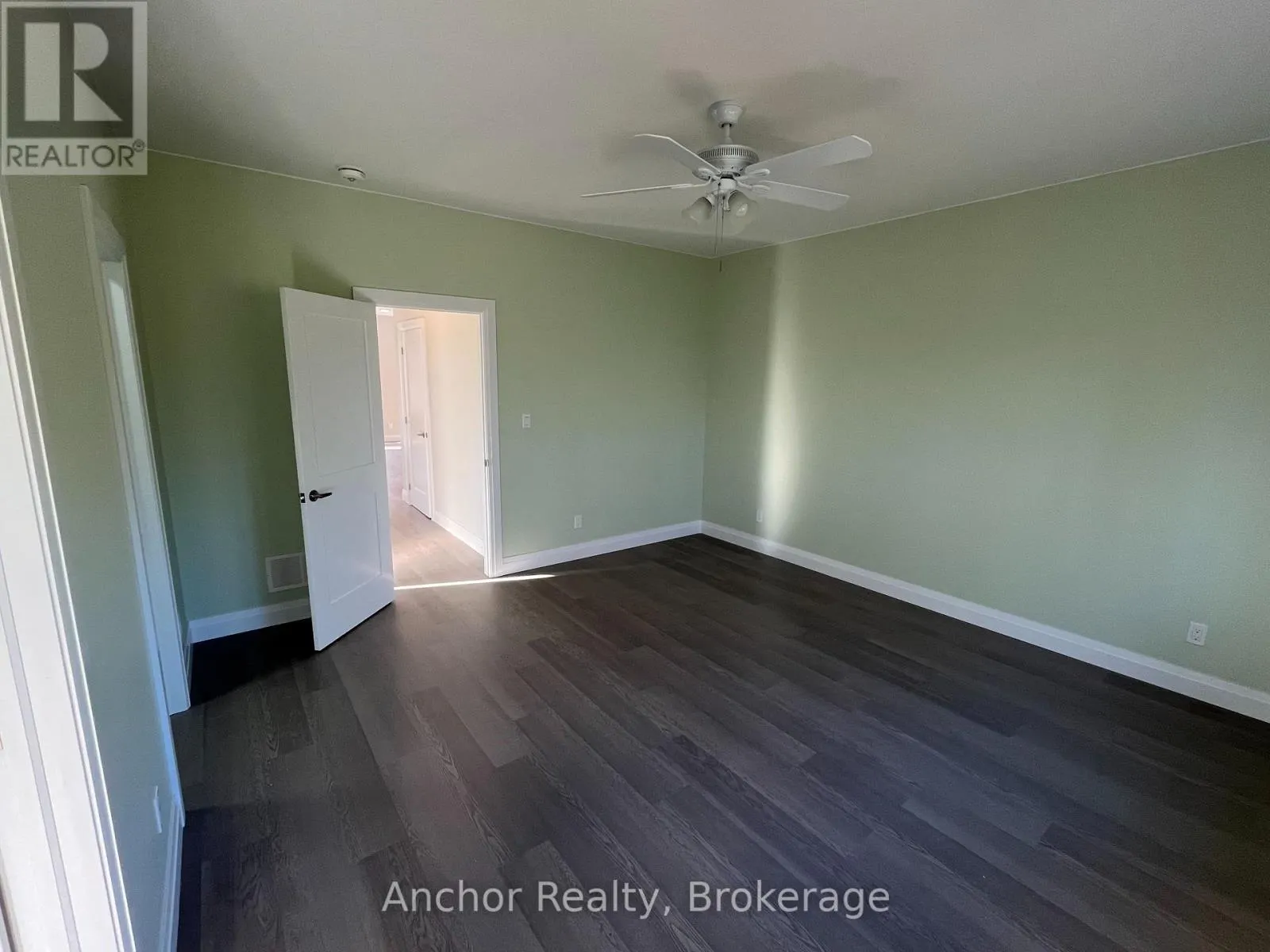 B - 625 WAGNER STREET, #B