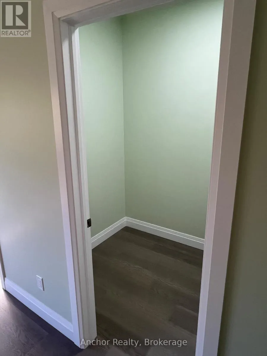 B - 625 WAGNER STREET, #B