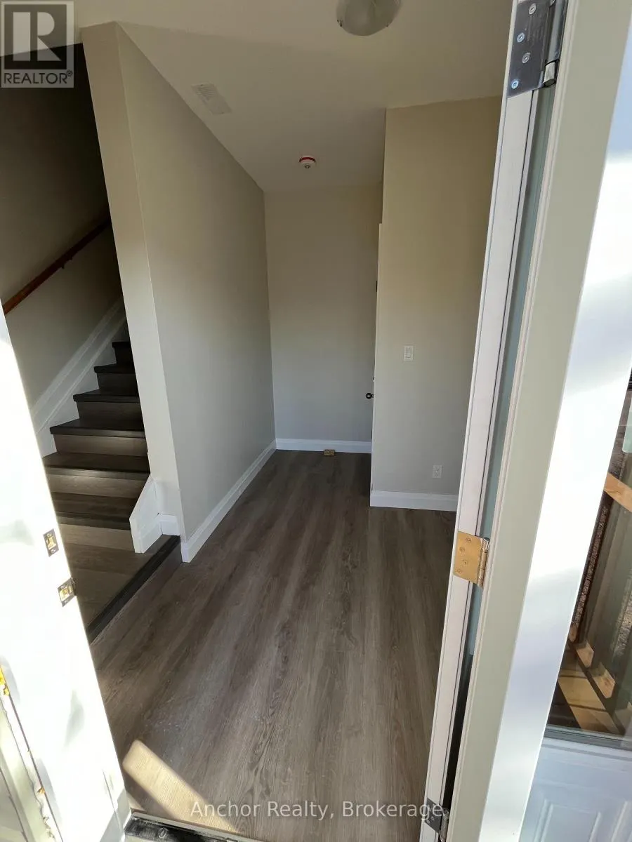 B - 625 WAGNER STREET, #B