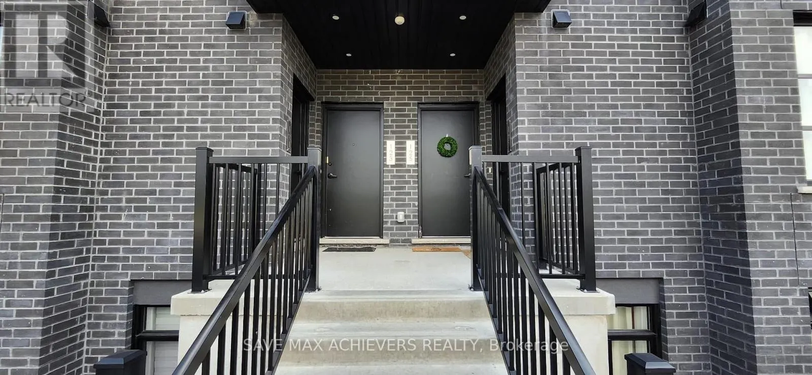 123 - 3900 SAVOY STREET