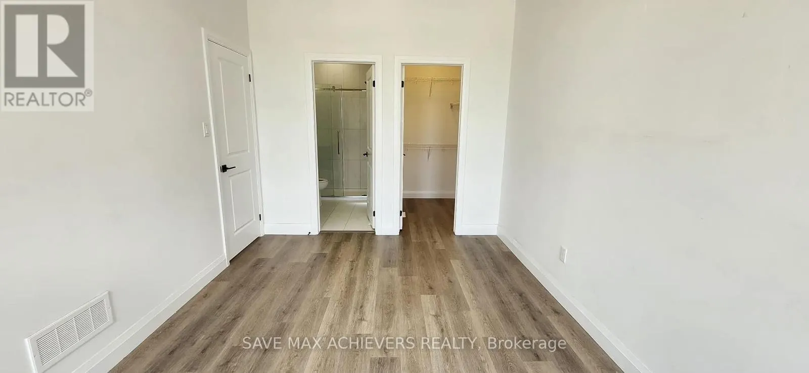 123 - 3900 SAVOY STREET