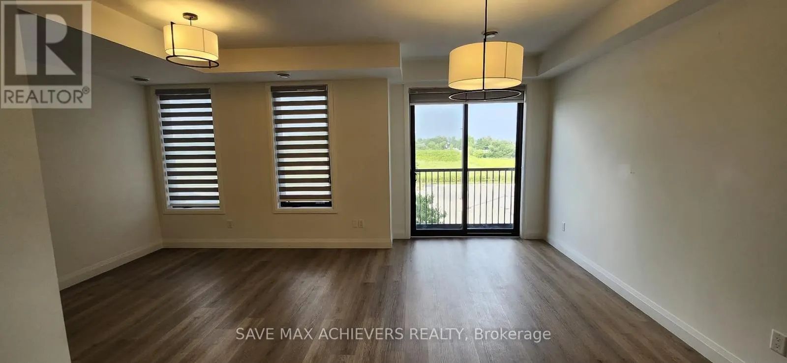 123 - 3900 SAVOY STREET