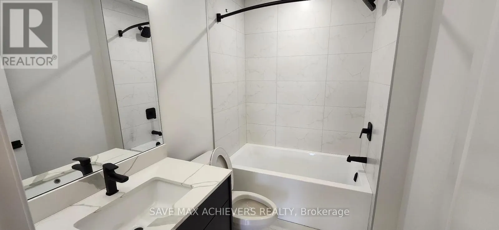 123 - 3900 SAVOY STREET