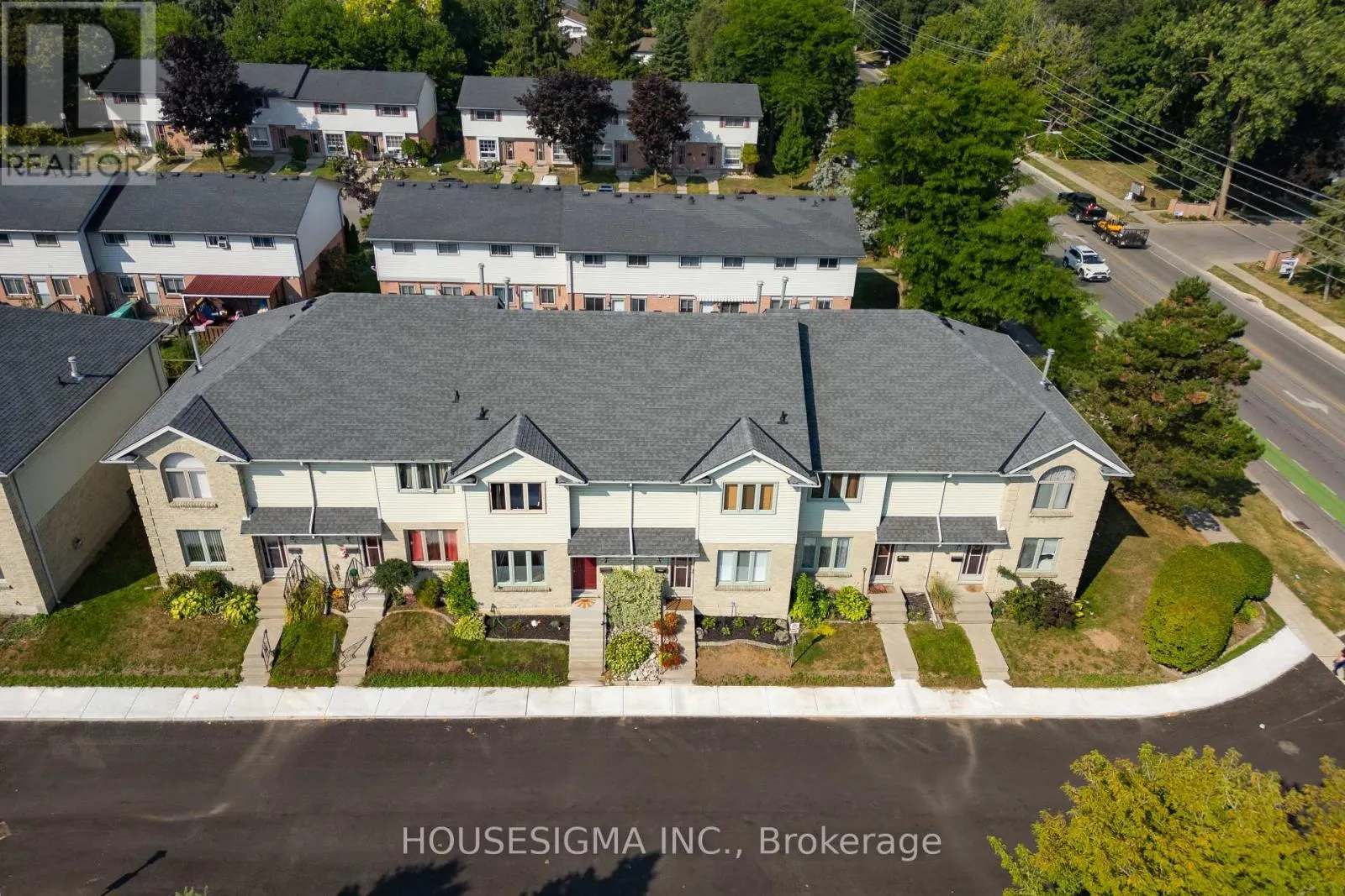 4 - 1225 CHEAPSIDE STREET, #4