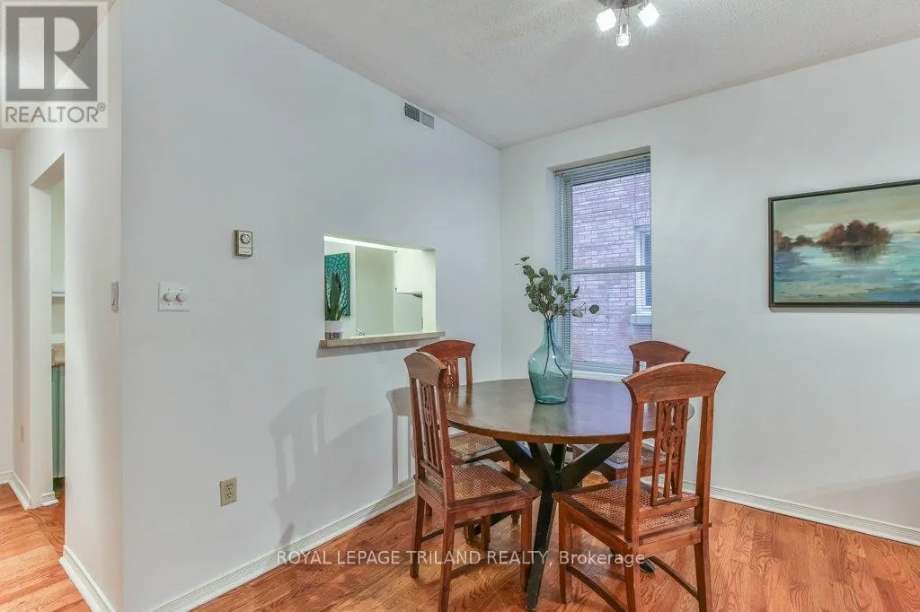 101 - 285 QUEENS AVENUE, #101