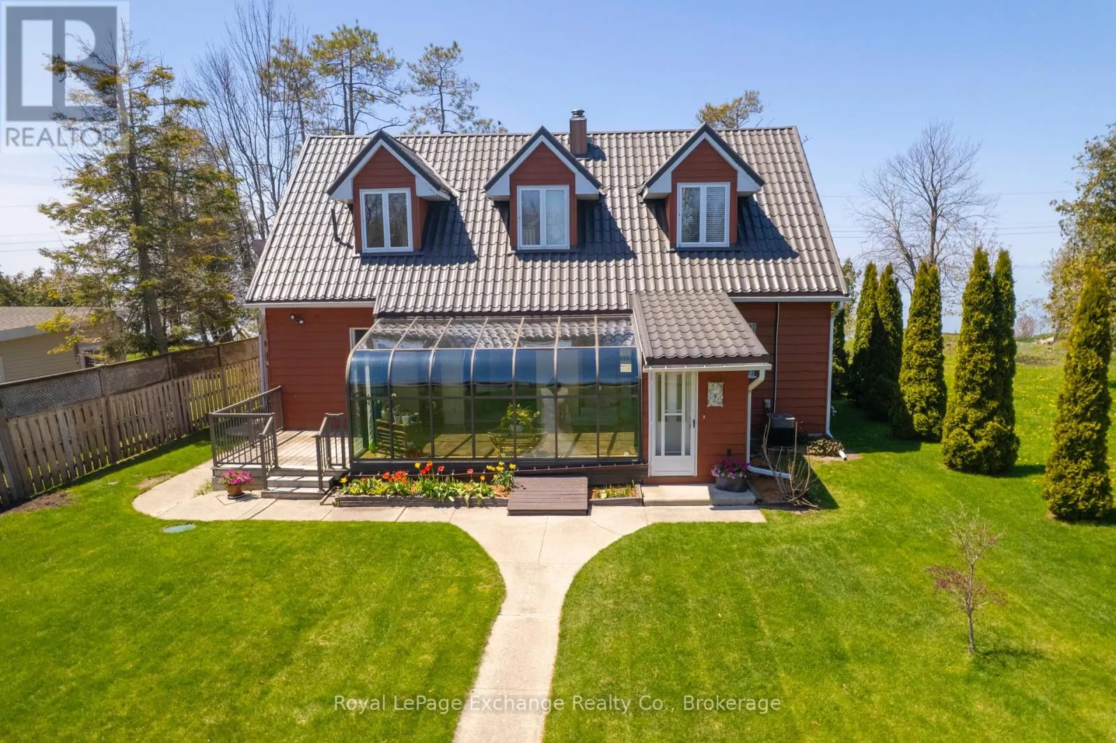 185 HURON ROAD