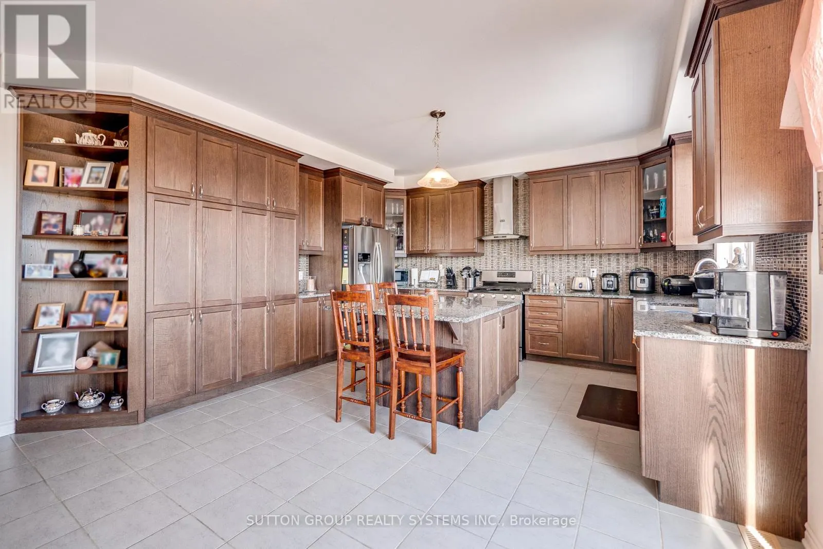 63 WANNAMAKER CRESCENT