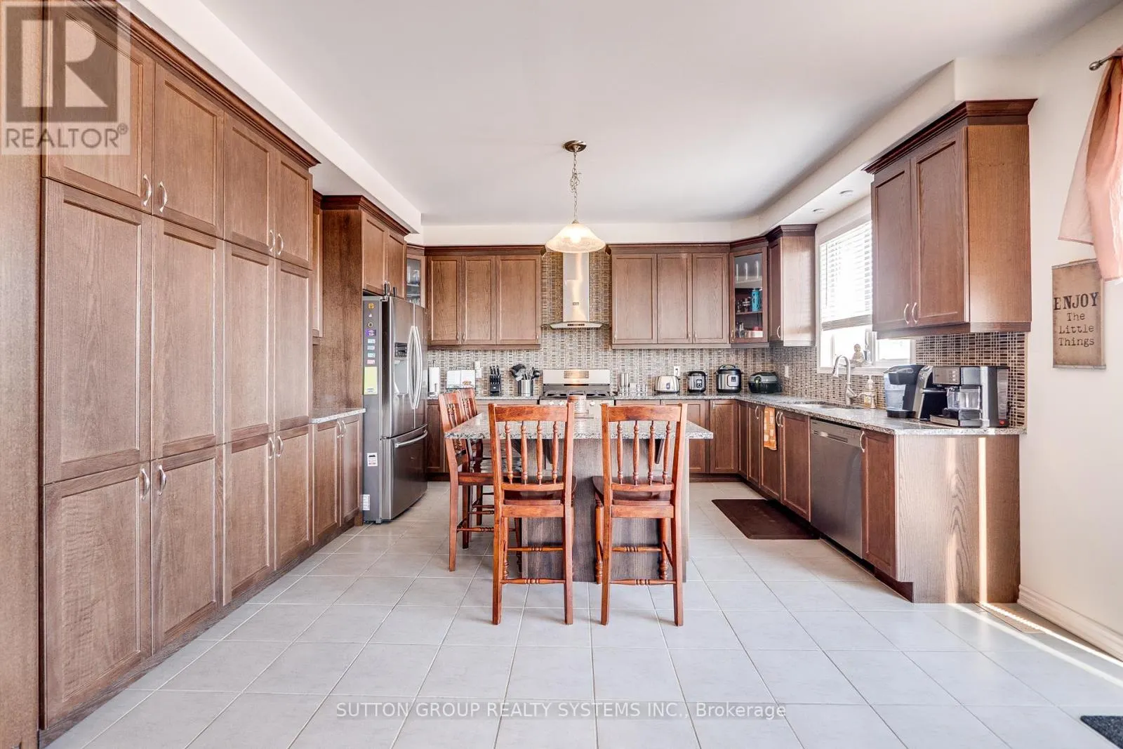 63 WANNAMAKER CRESCENT