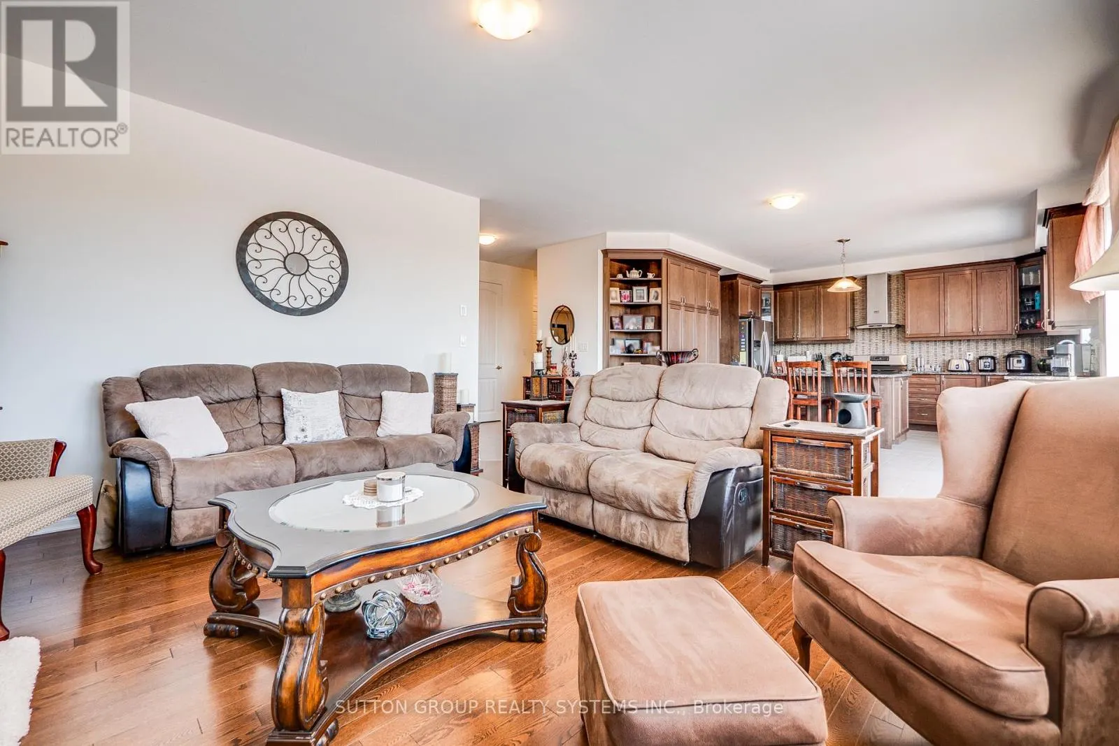 63 WANNAMAKER CRESCENT