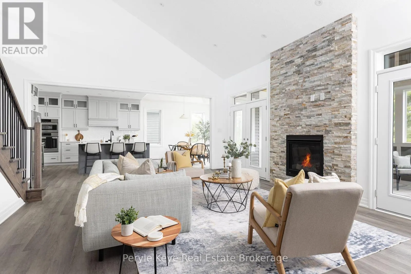 30 DYER CRESCENT