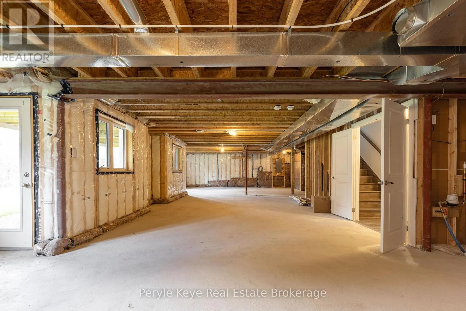 30 DYER CRESCENT