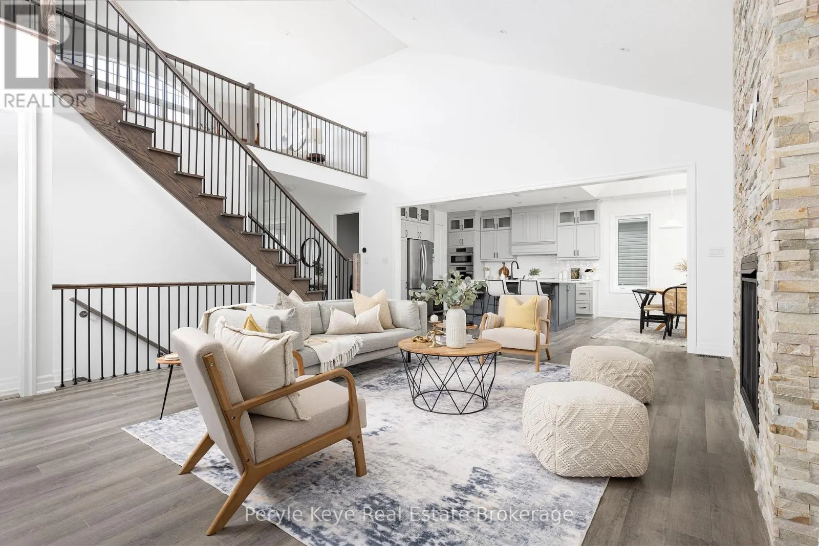 30 DYER CRESCENT