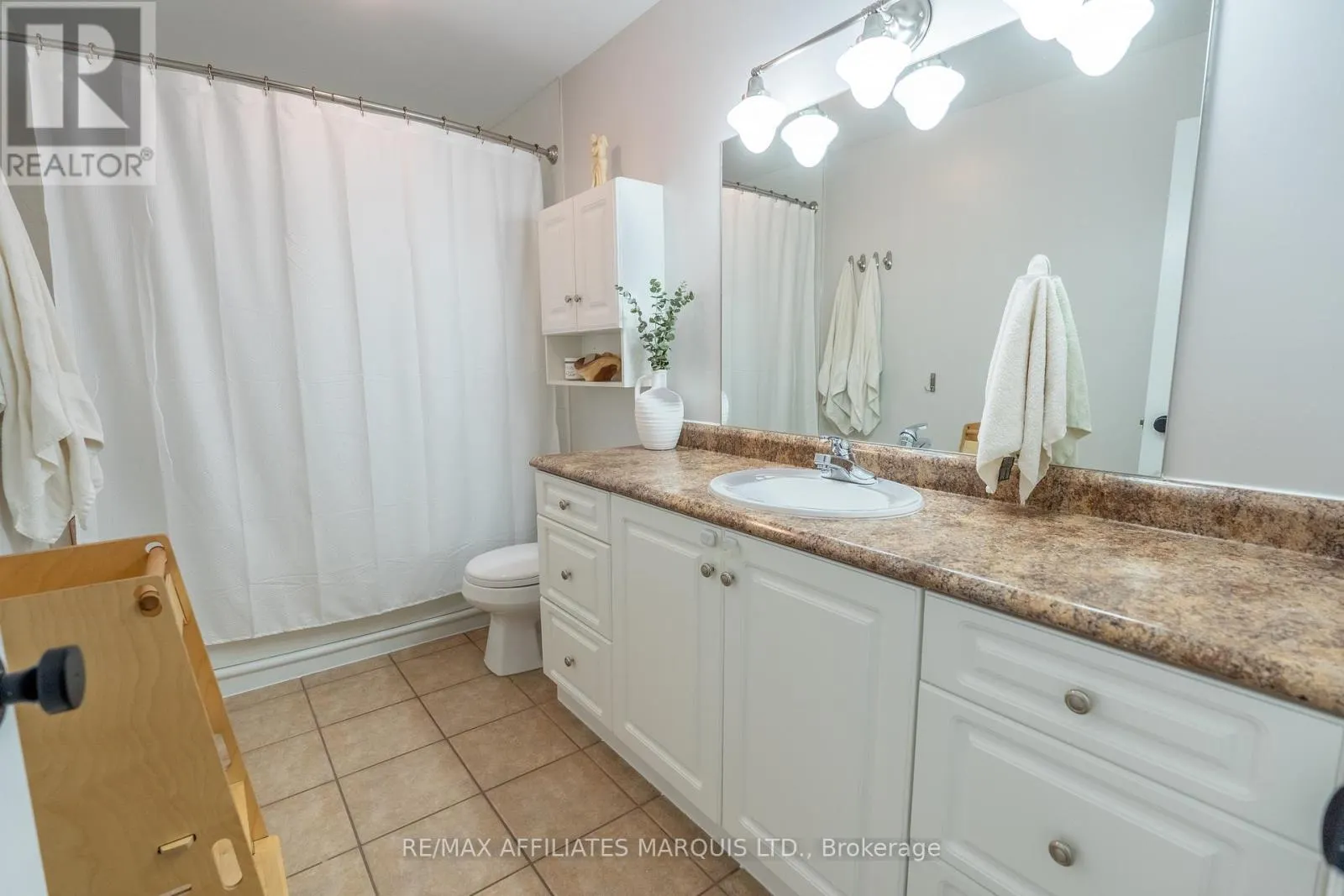 1161 KIRKMAN COURT