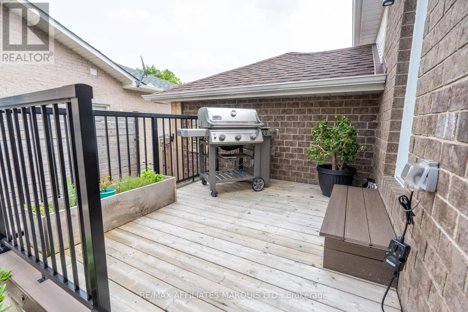 1161 KIRKMAN COURT
