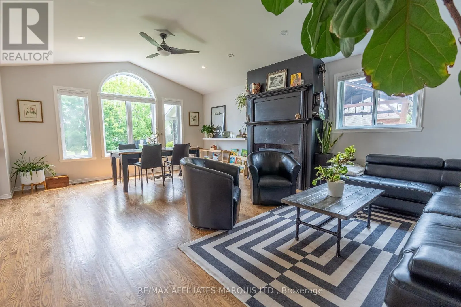 1161 KIRKMAN COURT