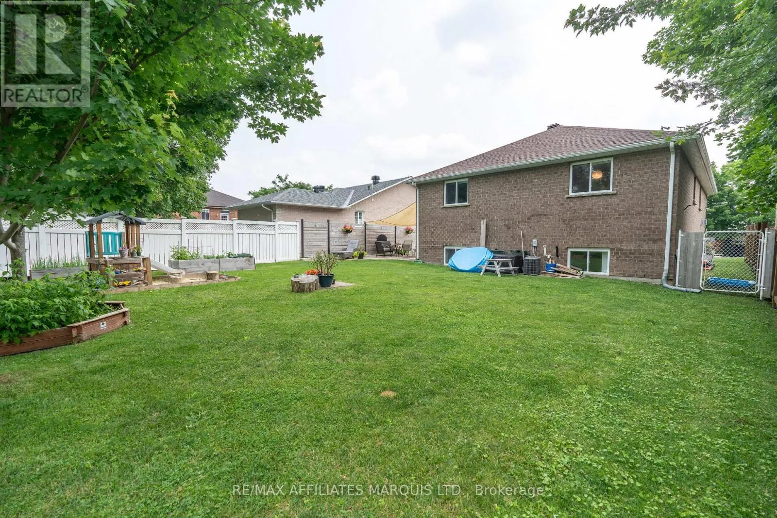 1161 KIRKMAN COURT
