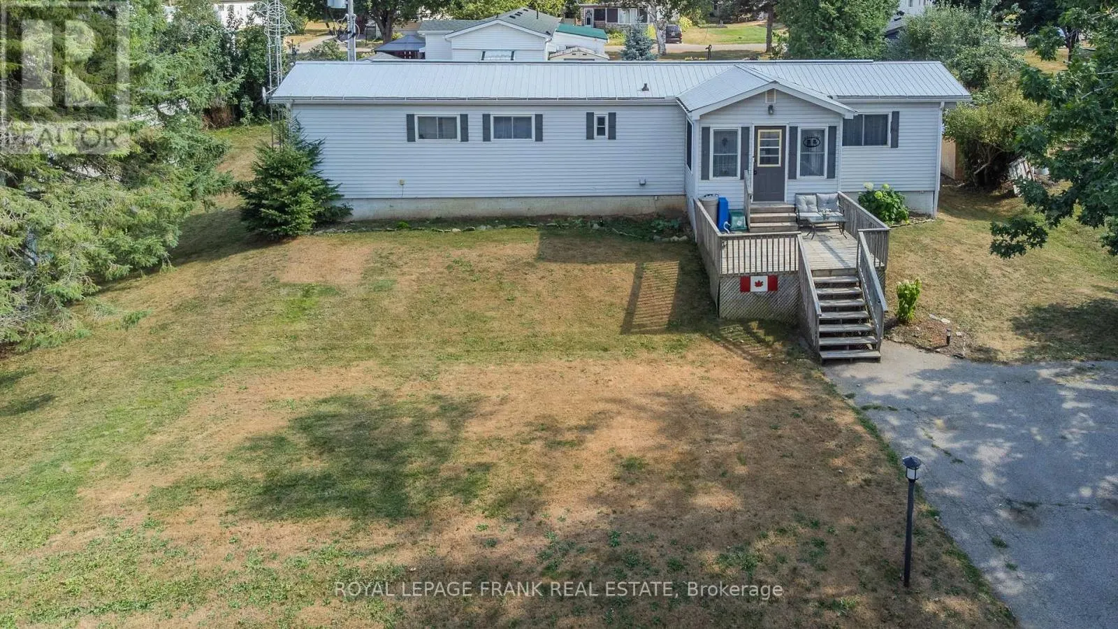 10 FENELON WAY