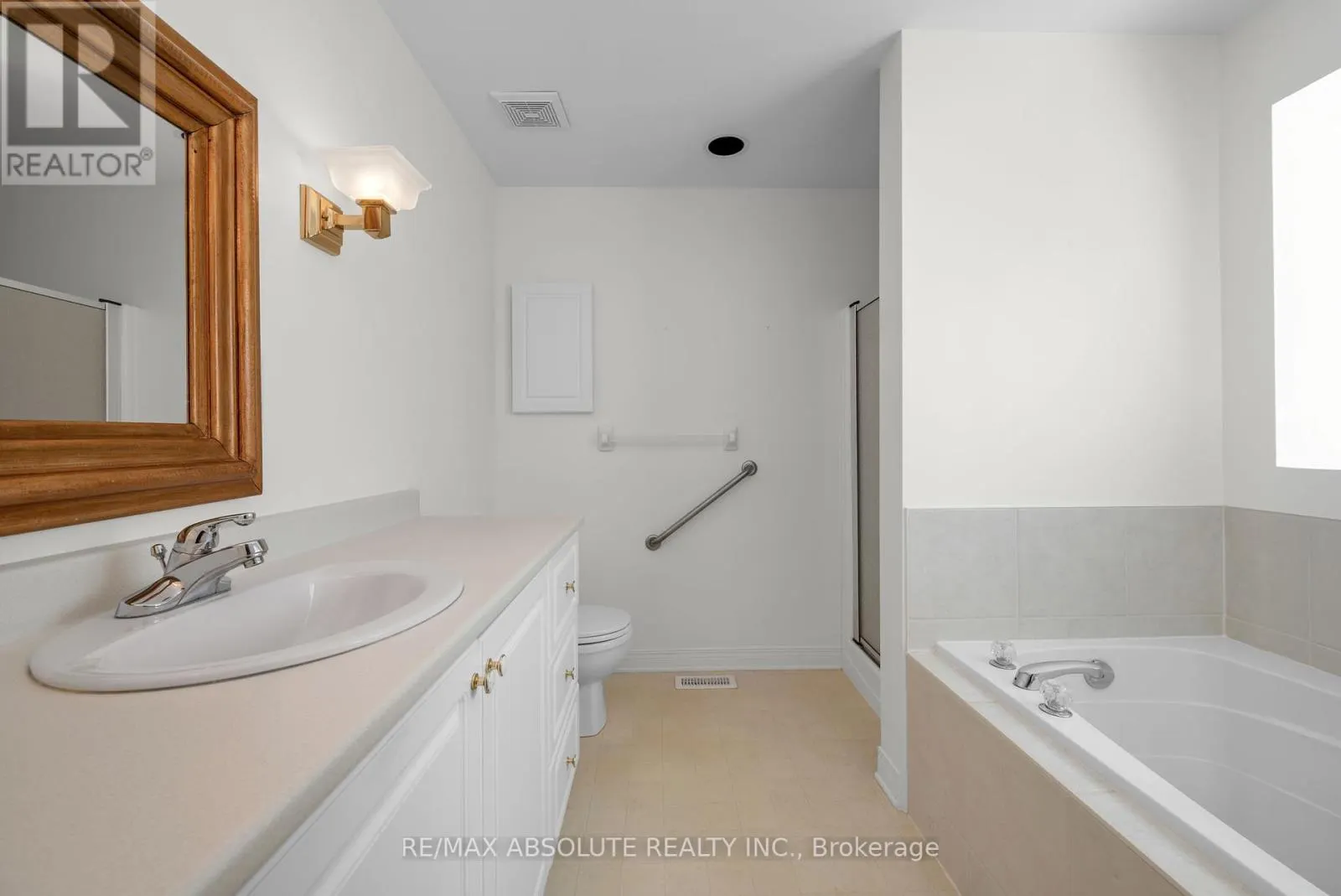 87 WATERTHRUSH CRESCENT