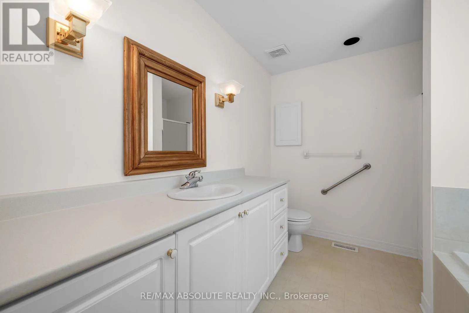 87 WATERTHRUSH CRESCENT