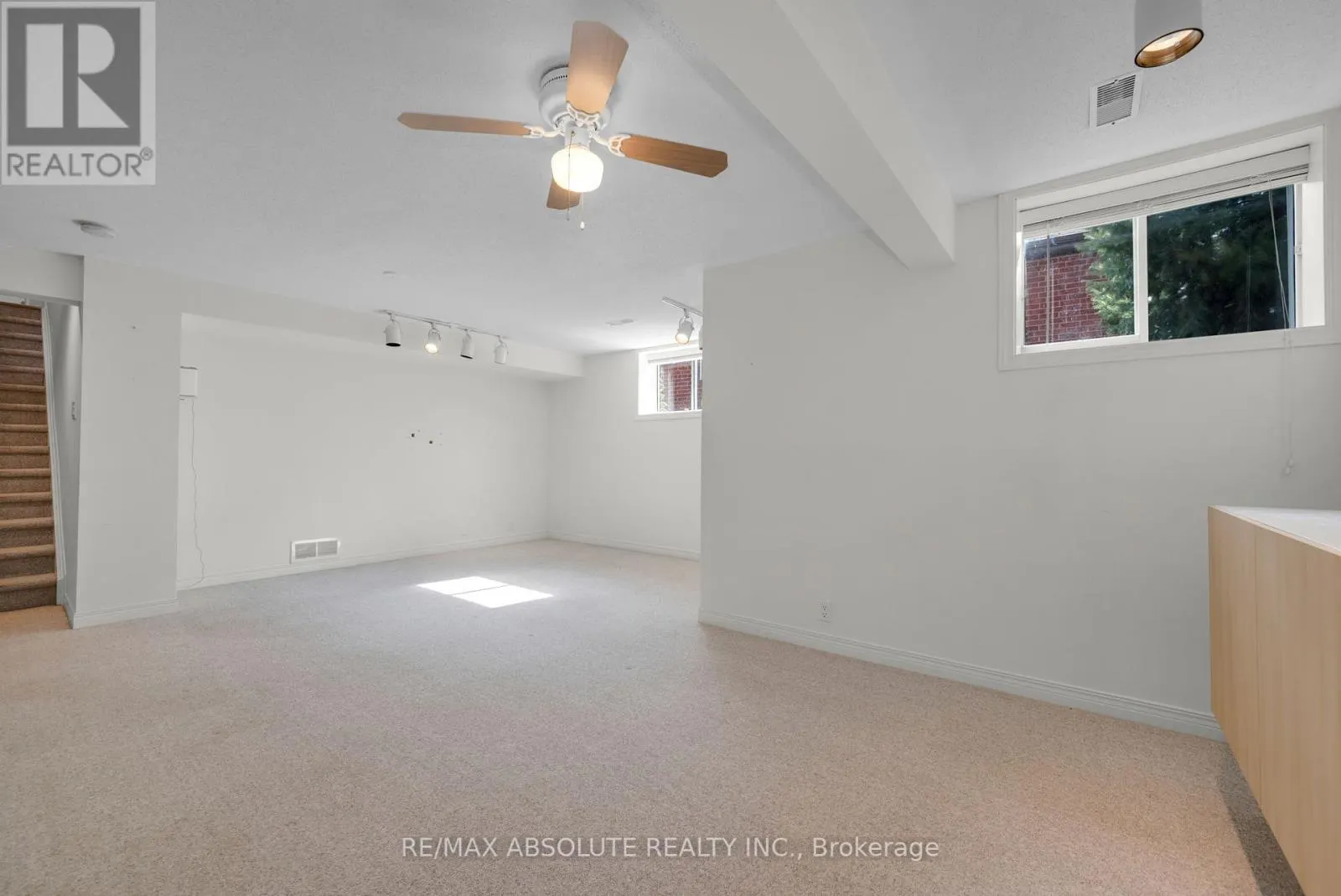 87 WATERTHRUSH CRESCENT