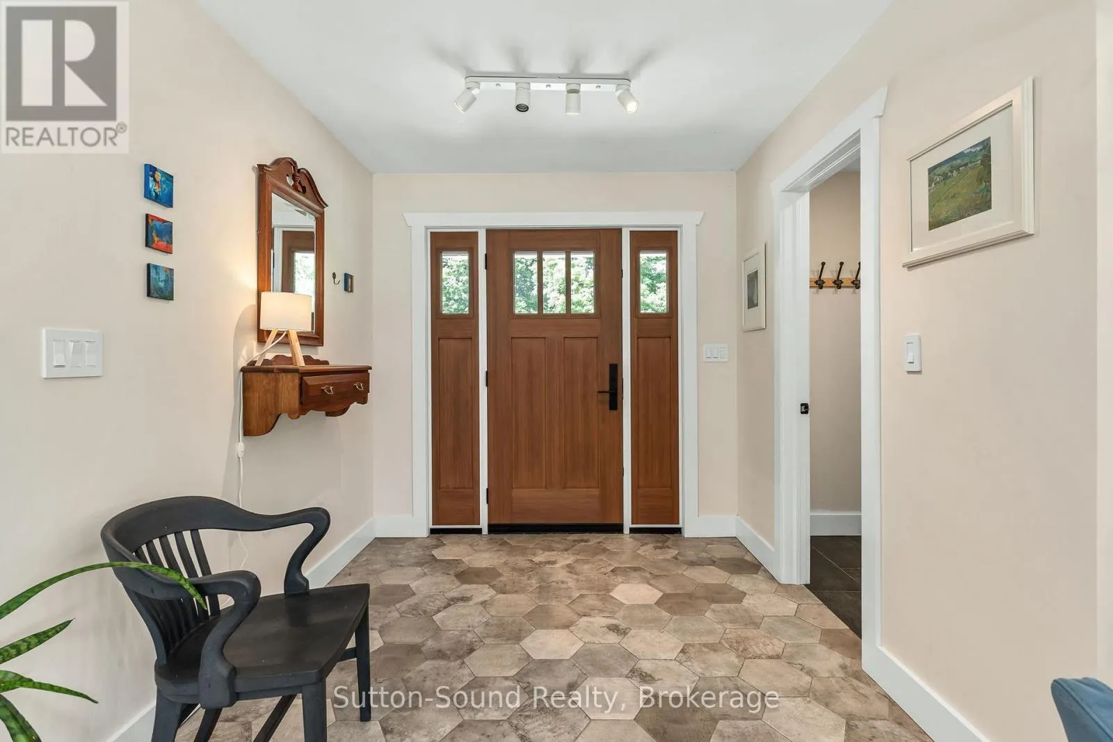 87 MEADOWLAND ROAD