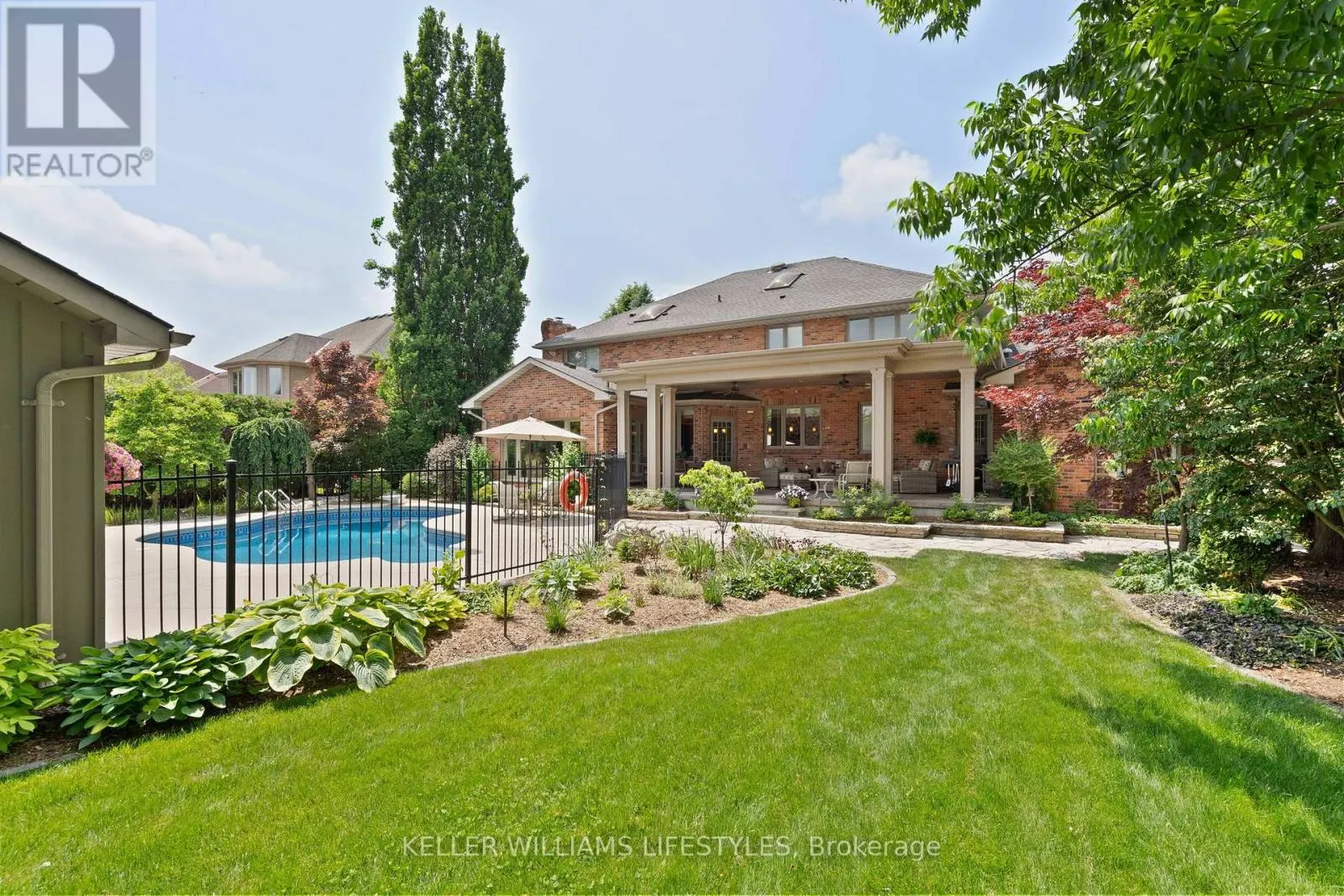 95 HIGHLAND WOODS COURT