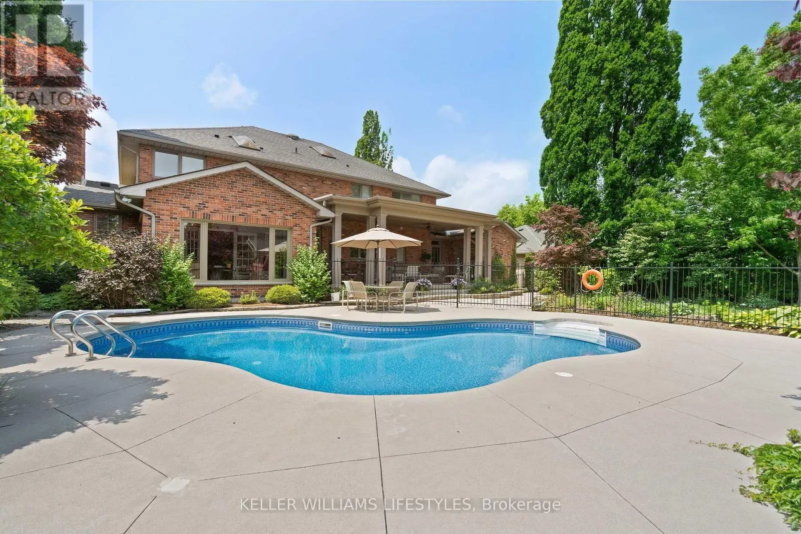 95 HIGHLAND WOODS COURT