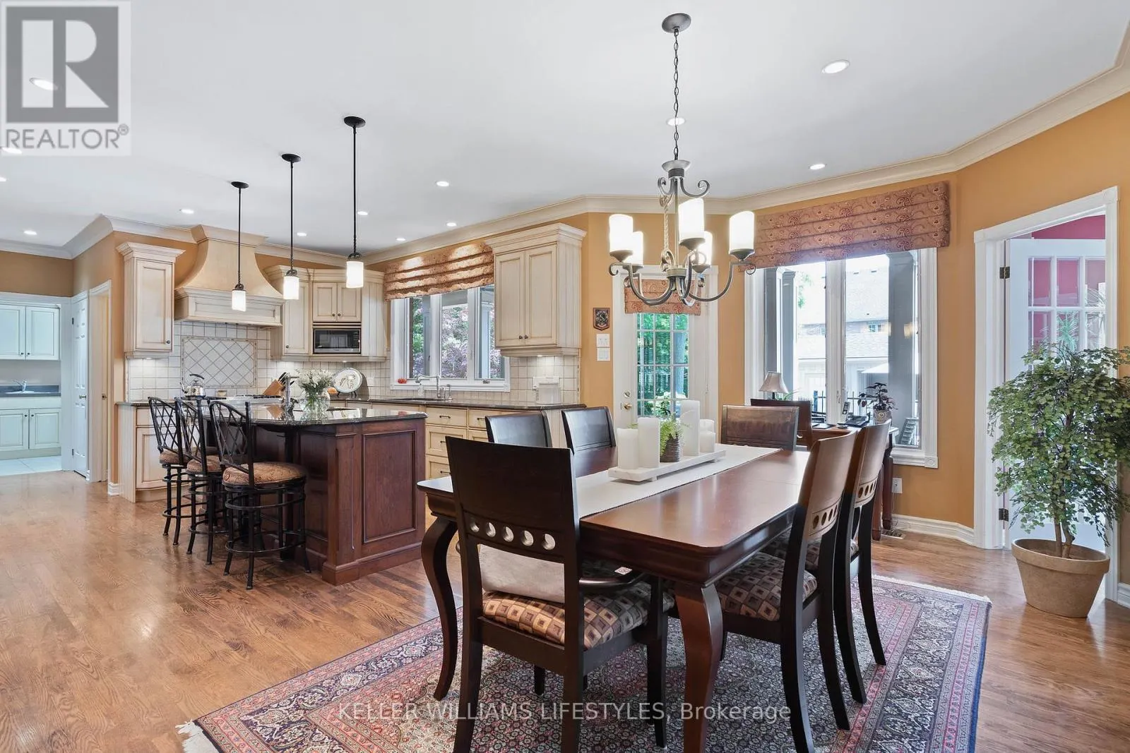 95 HIGHLAND WOODS COURT