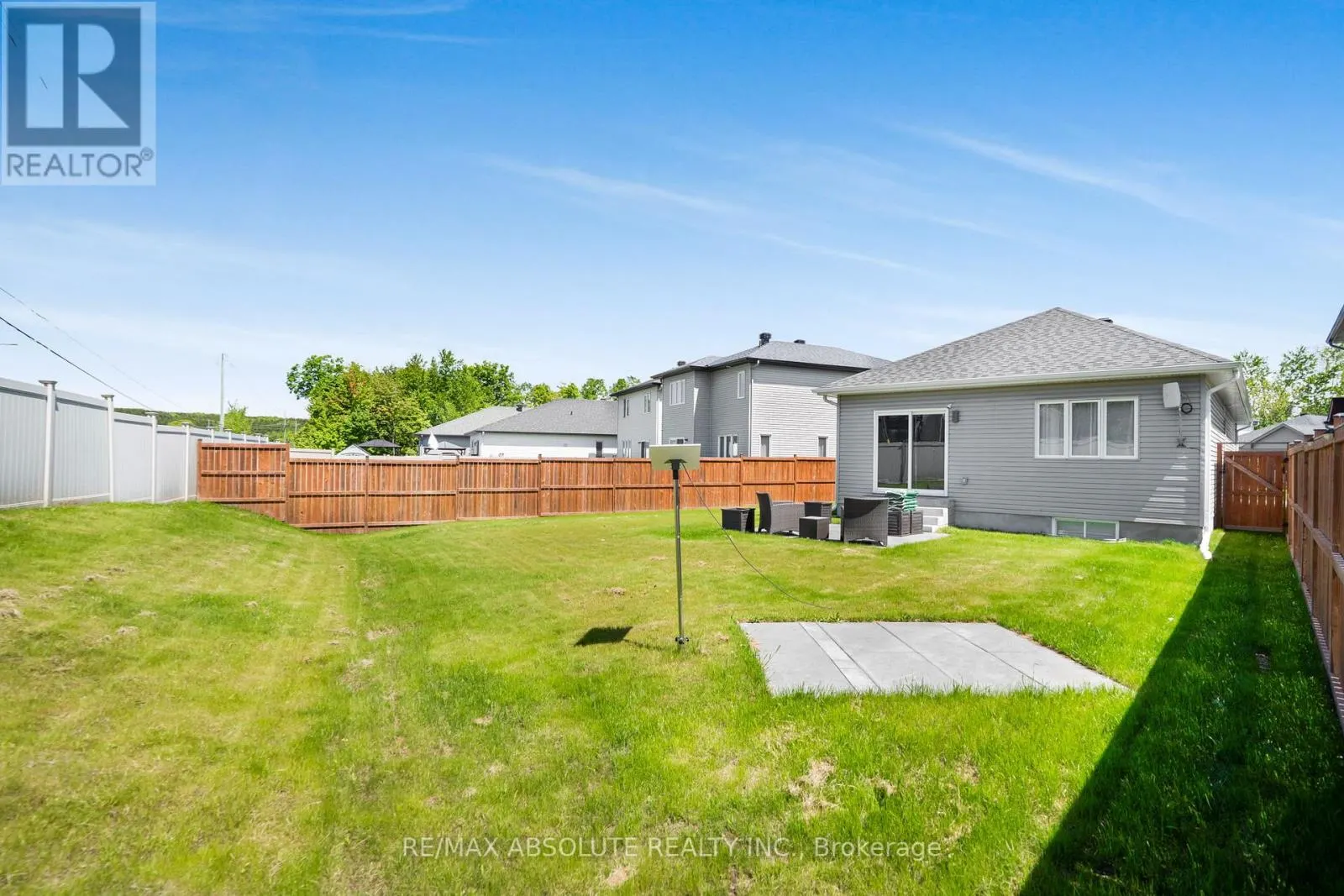 625 ROBERT STREET