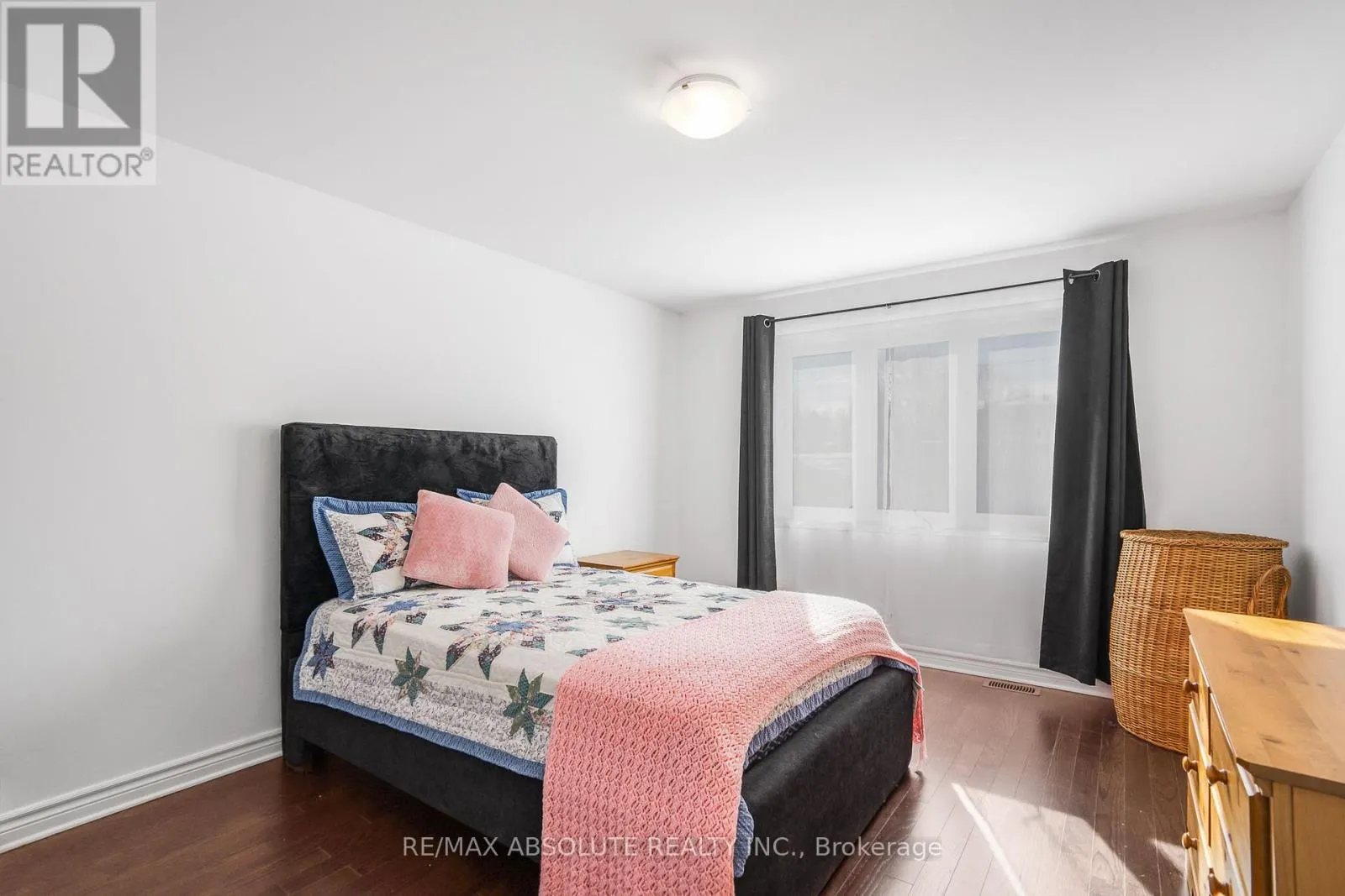 625 ROBERT STREET