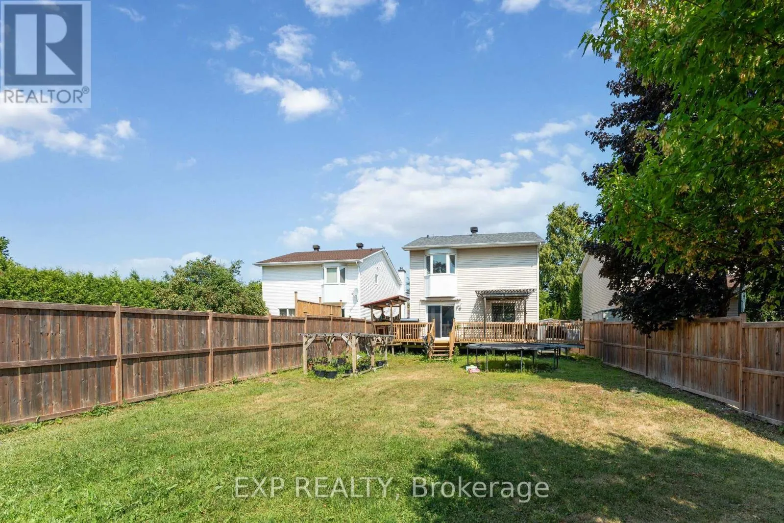 1762 SUNVIEW DRIVE