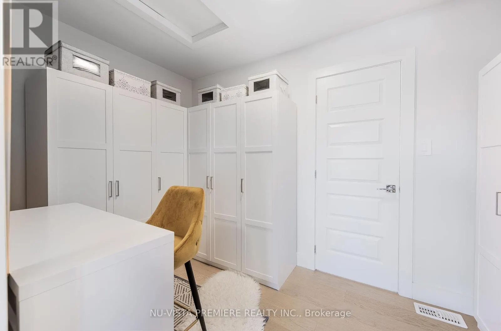 21 LOCKY LANE