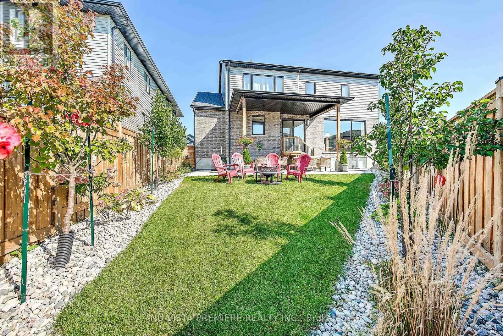 21 LOCKY LANE