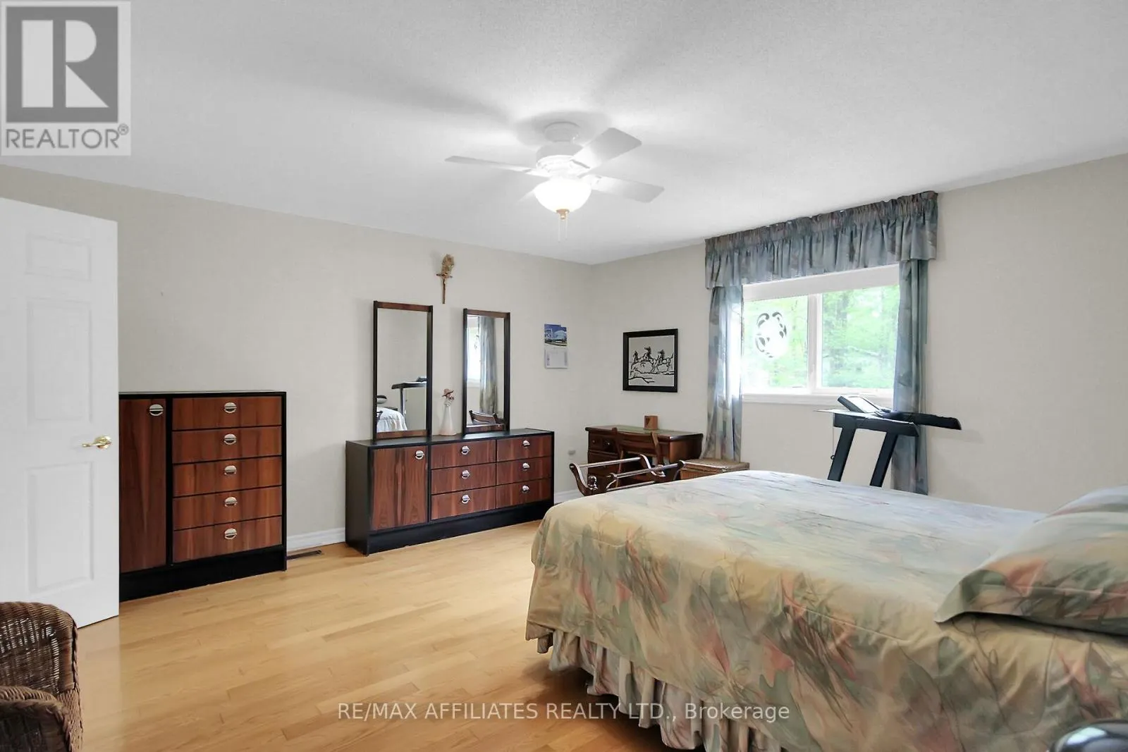 2032 SUN VISTA PRIVATE
