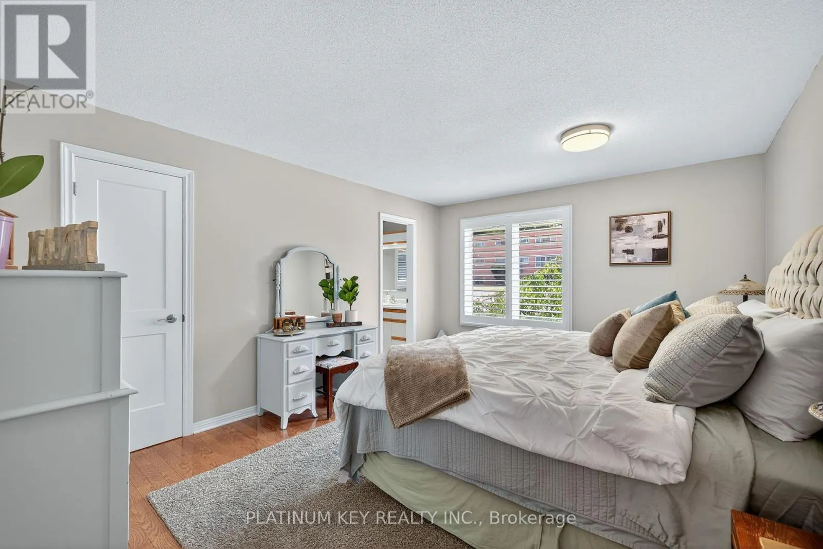 277 SAULSBURY STREET