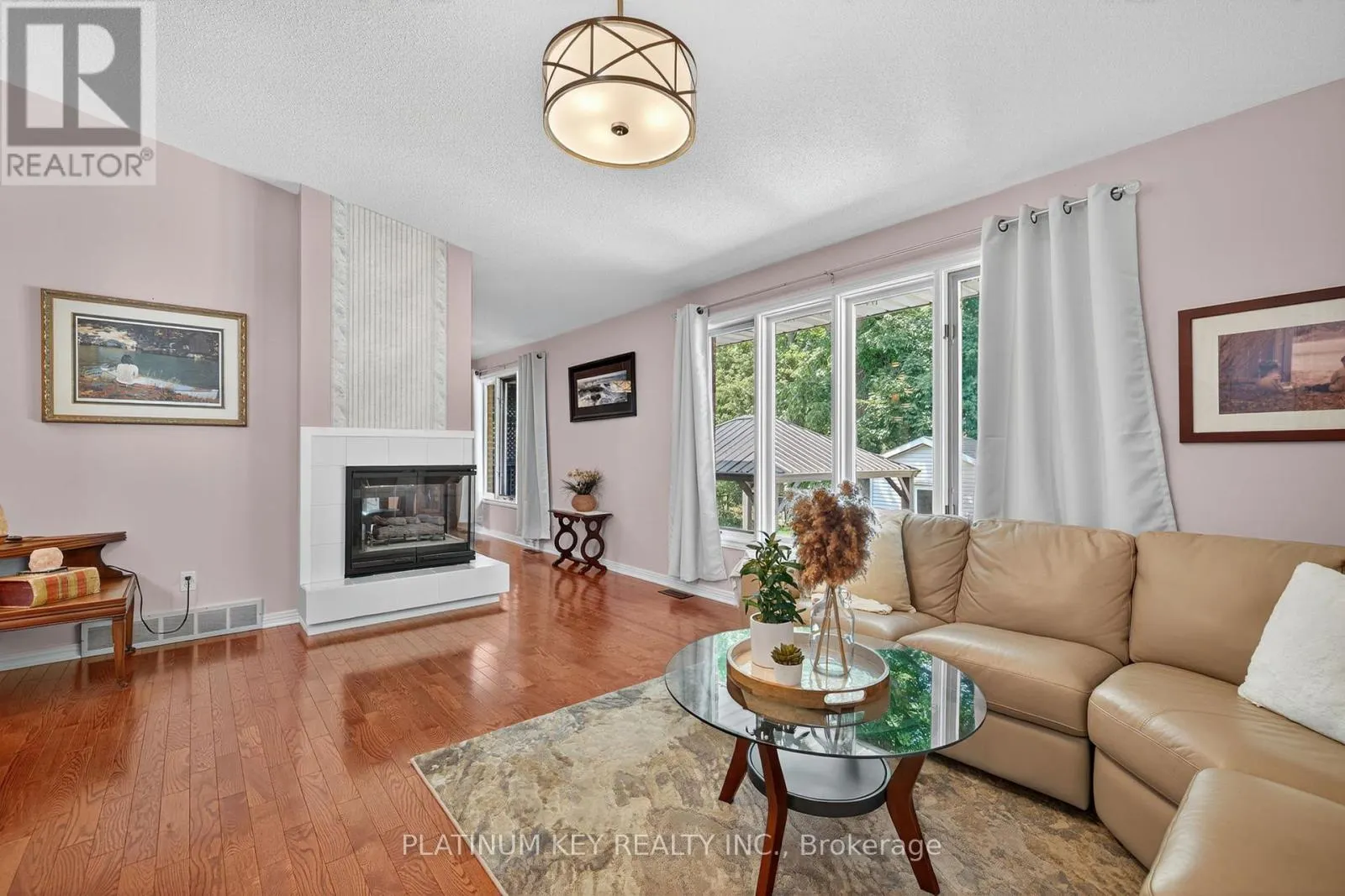 277 SAULSBURY STREET