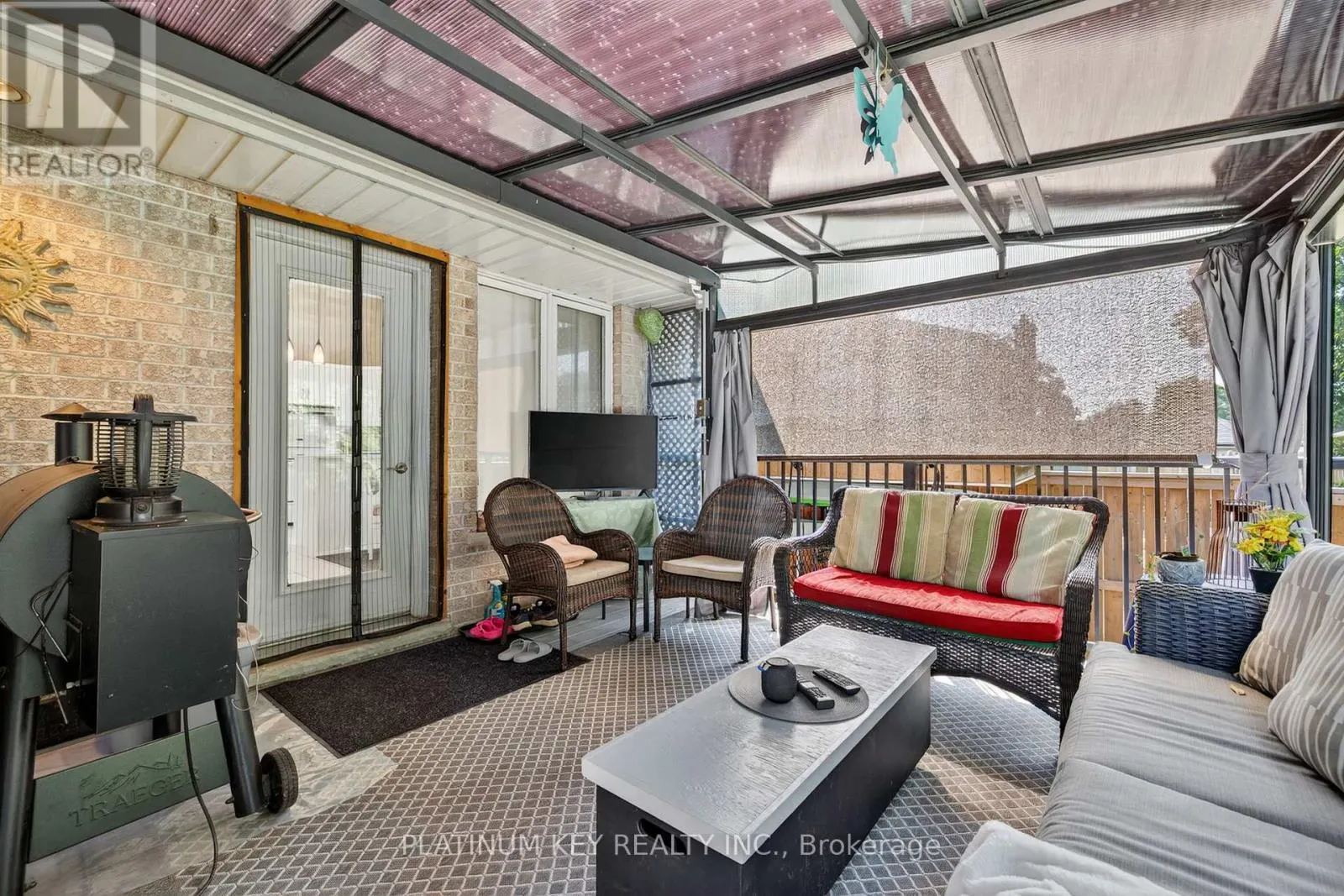 277 SAULSBURY STREET