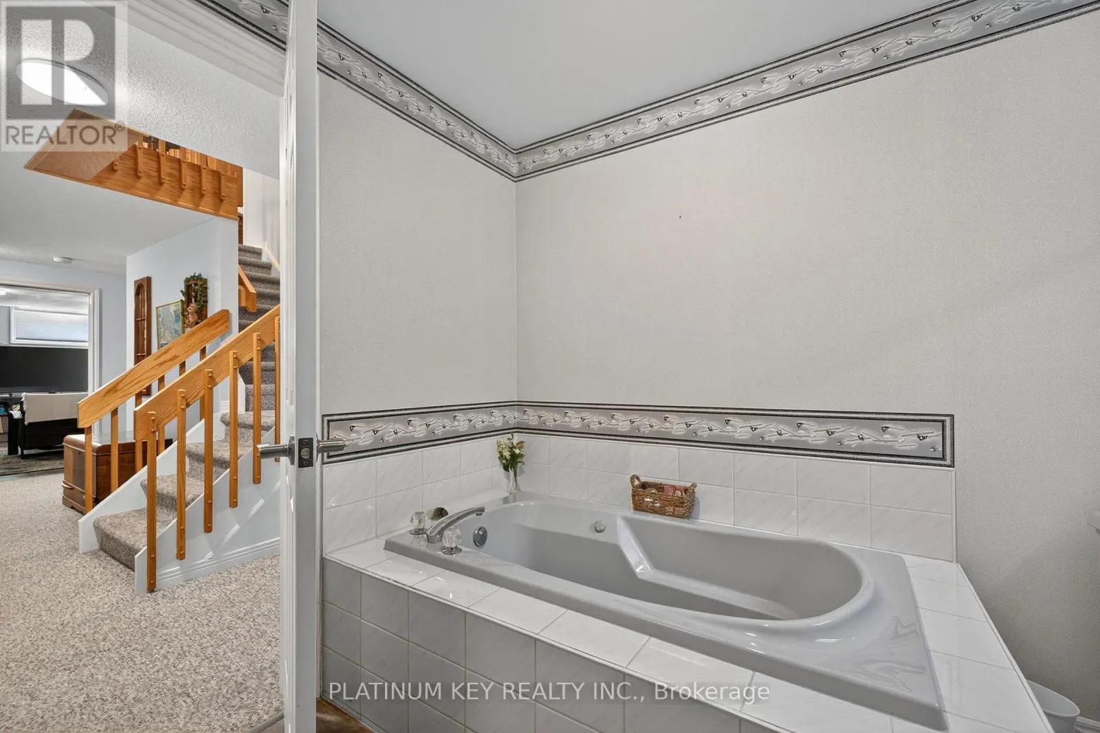 277 SAULSBURY STREET