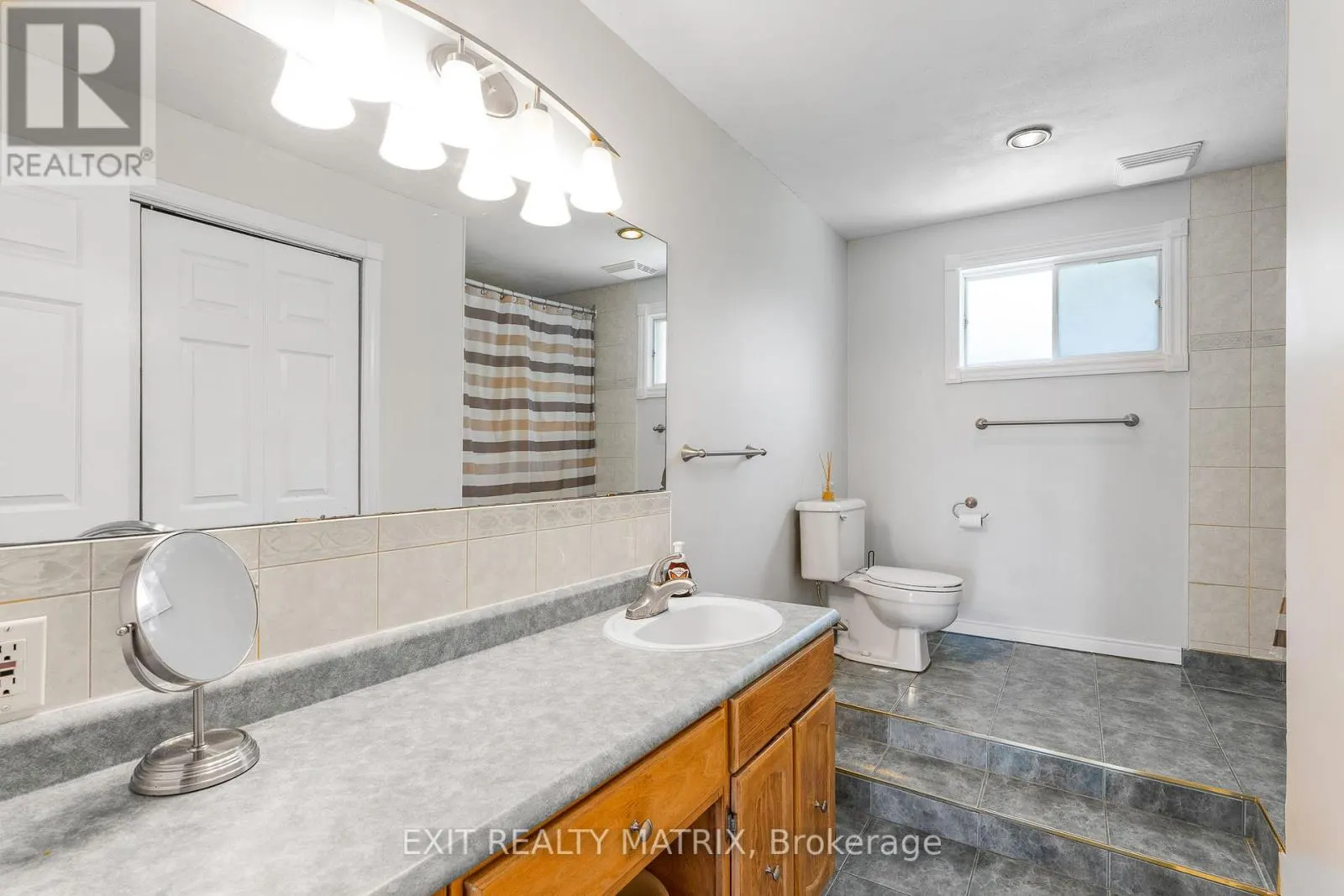 1624 STE-ANNE ROAD
