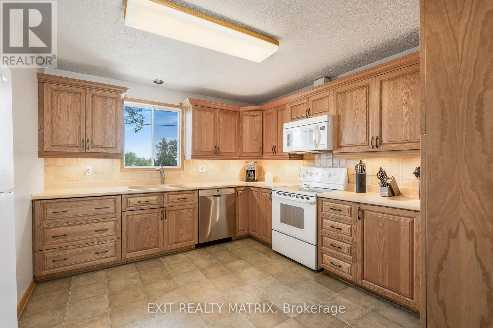 1624 STE-ANNE ROAD
